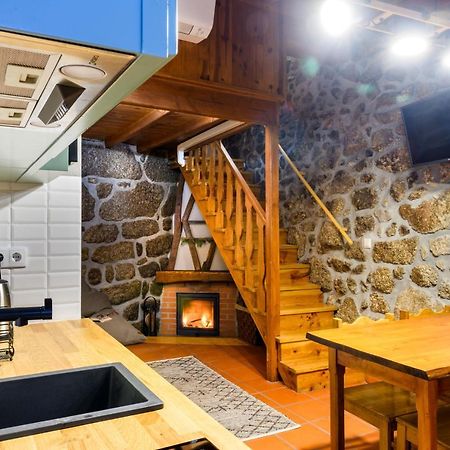 Casa Do Tio Ferreiro Pensionat Sabugueiro  Eksteriør billede
